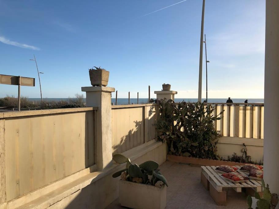 Domus Anna Apartment Lido di Ostia Exterior photo
